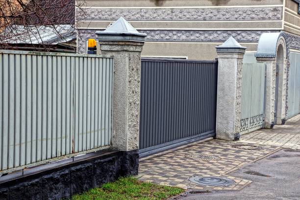 villa gate